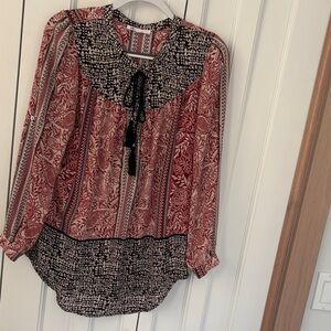 DR2 Red and Black Patterned Blouse Sz S